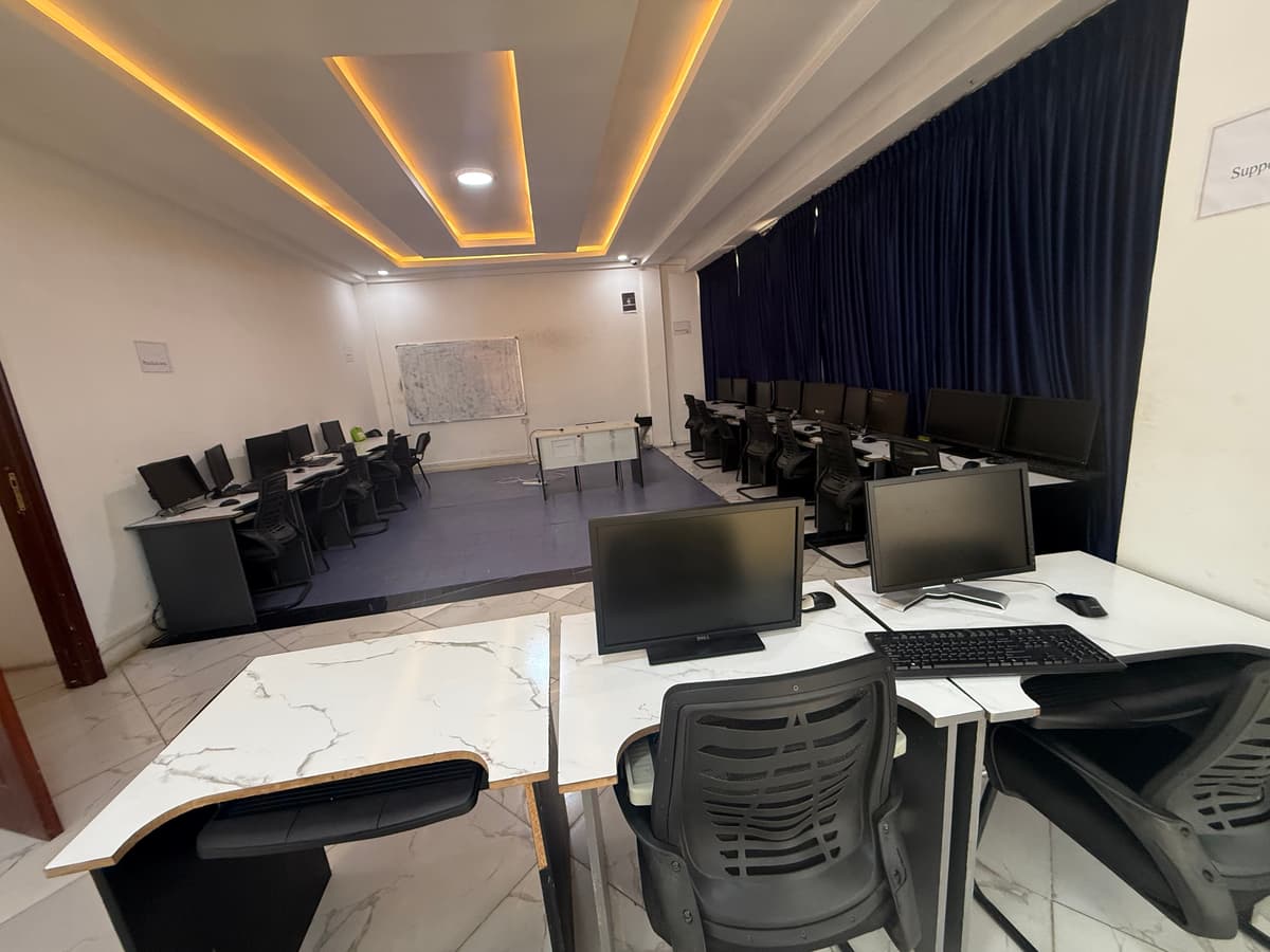Mizan Institute classroom and lab setup for practical courses